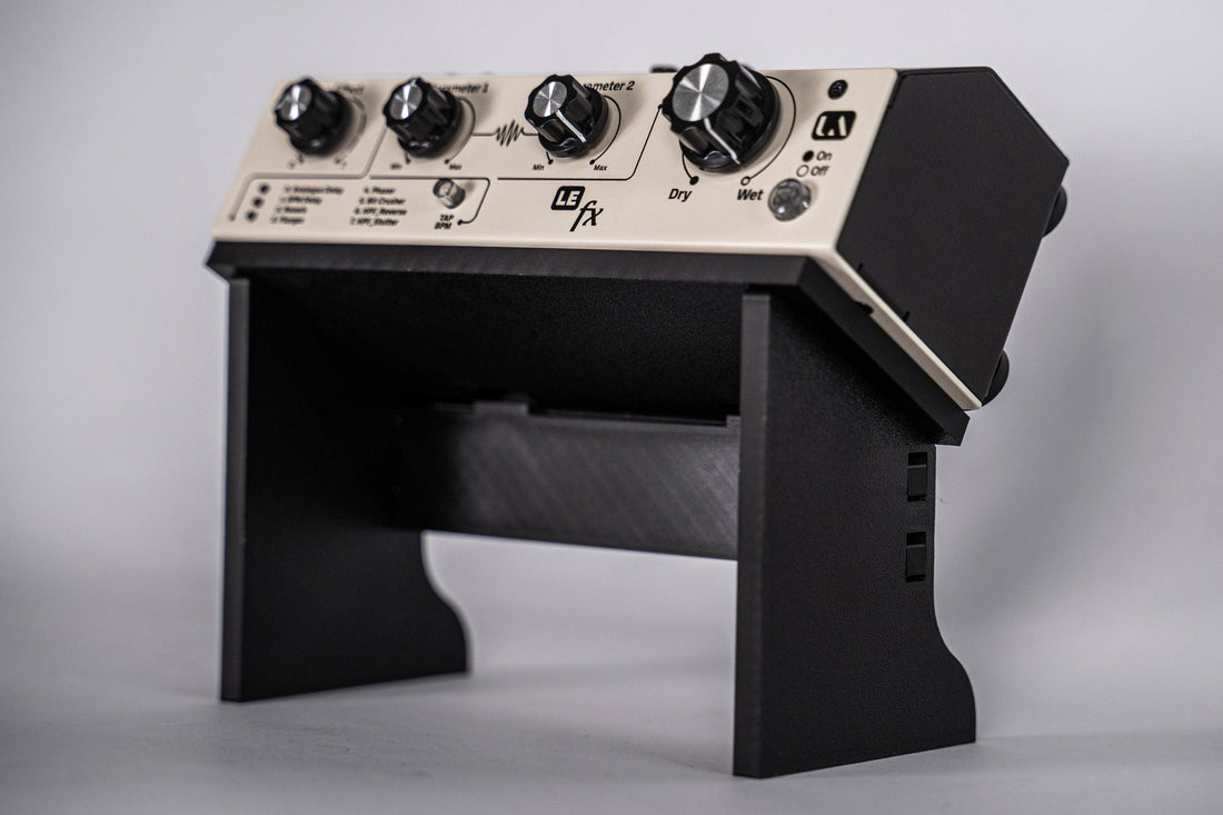 UA LE FX Elevator Stand