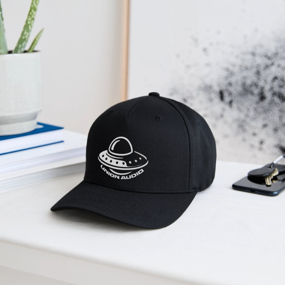 UFO Flexfit - black